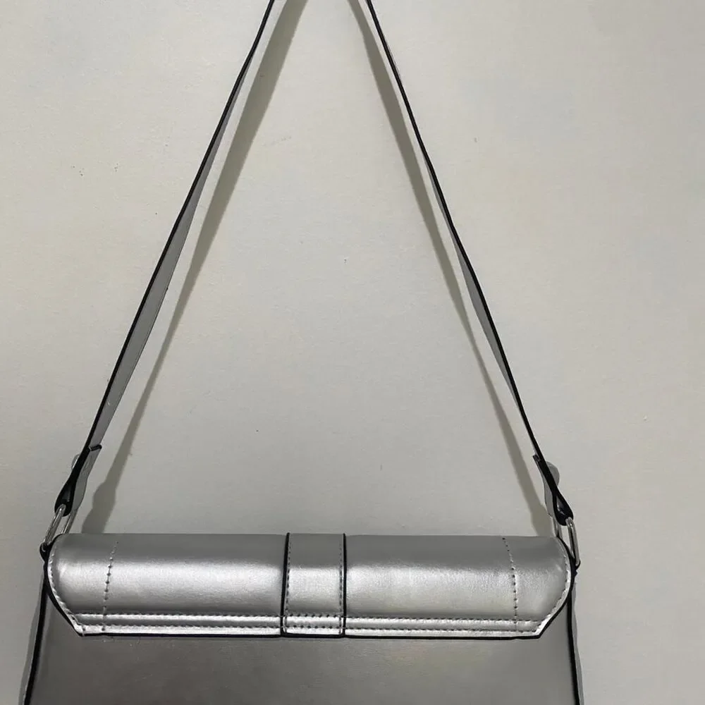 Unbranded Women's Silver Bag - Picture 2 of 3